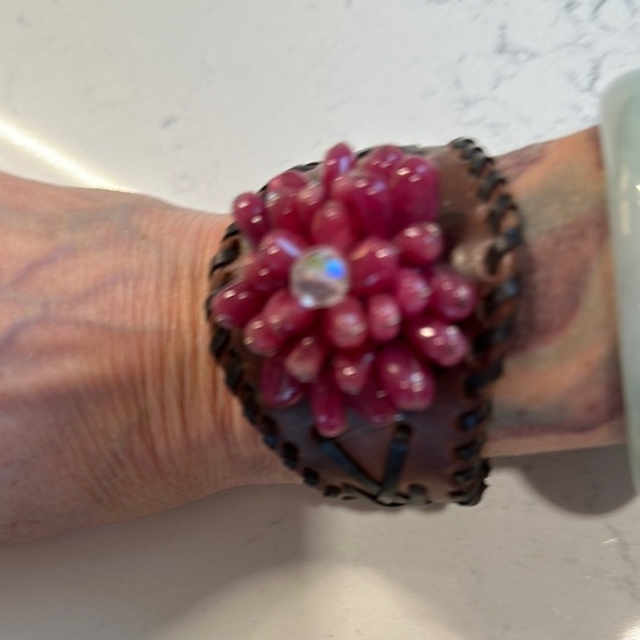 Pink and Brown Beaded Cluster Bracelet - Picture 2 of 4